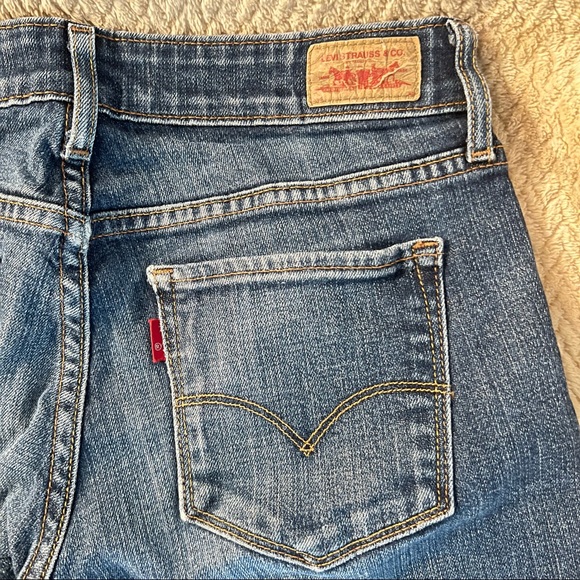 Levi’s Skinny Jeans - Picture 3 of 6